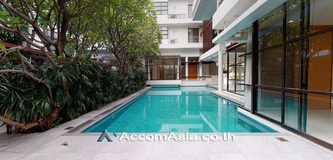  2  4 br House for rent and sale in Sukhumvit ,Bangkok BTS Thong Lo AA14160