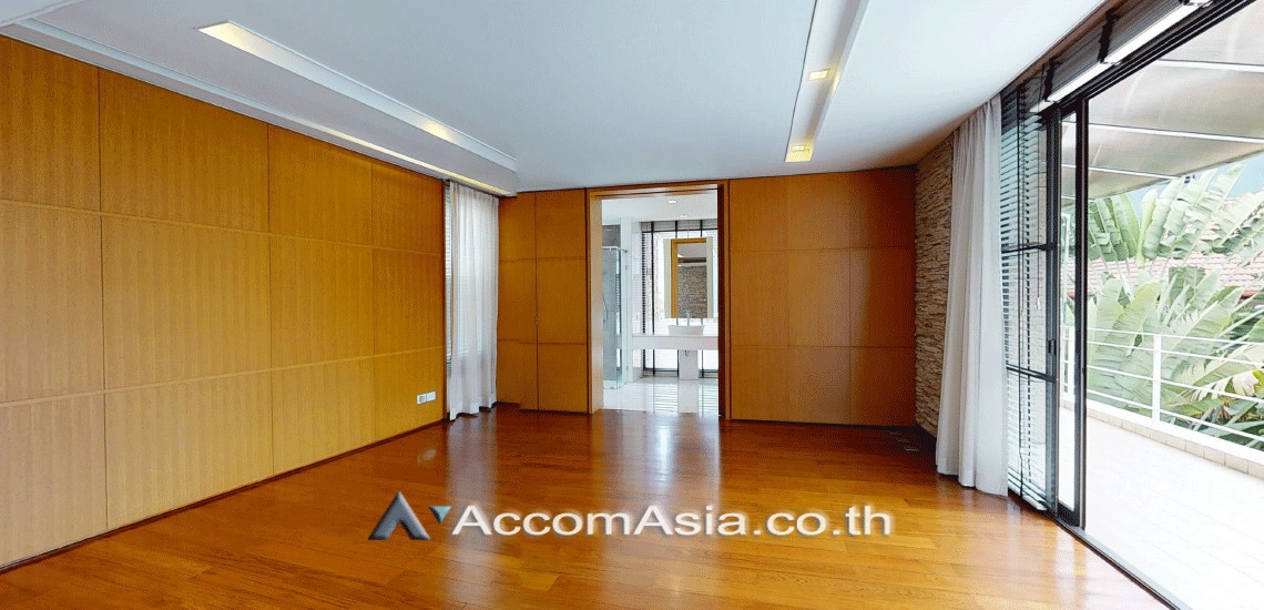 21  4 br House for rent and sale in Sukhumvit ,Bangkok BTS Thong Lo AA14160