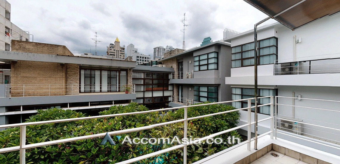 22  4 br House for rent and sale in Sukhumvit ,Bangkok BTS Thong Lo AA14160