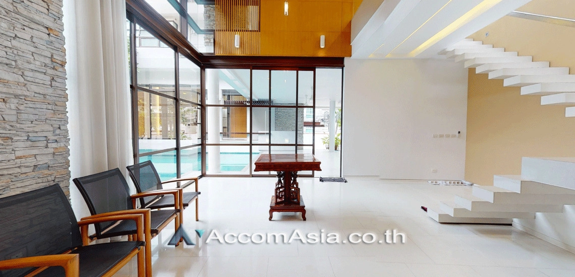 30  4 br House for rent and sale in Sukhumvit ,Bangkok BTS Thong Lo AA14160