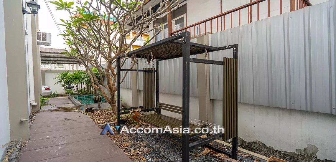 5  3 br House For Rent in sukhumvit ,Bangkok BTS Bang Chak AA14167