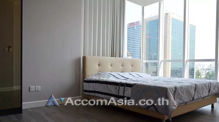 4  2 br Condominium For Rent in Silom ,Bangkok BTS Surasak at The Room Sathorn Pan Road AA14208