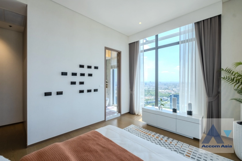 24  3 br Condominium For Sale in Sukhumvit ,Bangkok BTS On Nut at Ramada Plaza Residence AA14215