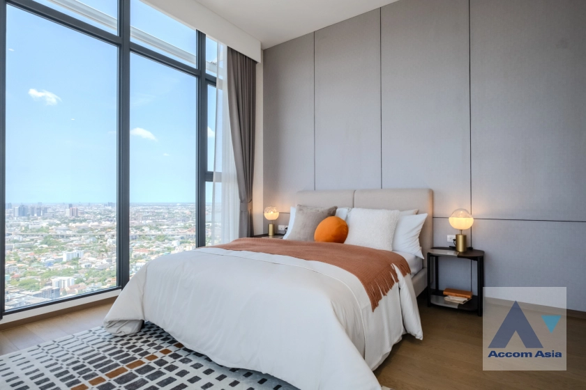 23  3 br Condominium For Sale in Sukhumvit ,Bangkok BTS On Nut at Ramada Plaza Residence AA14215