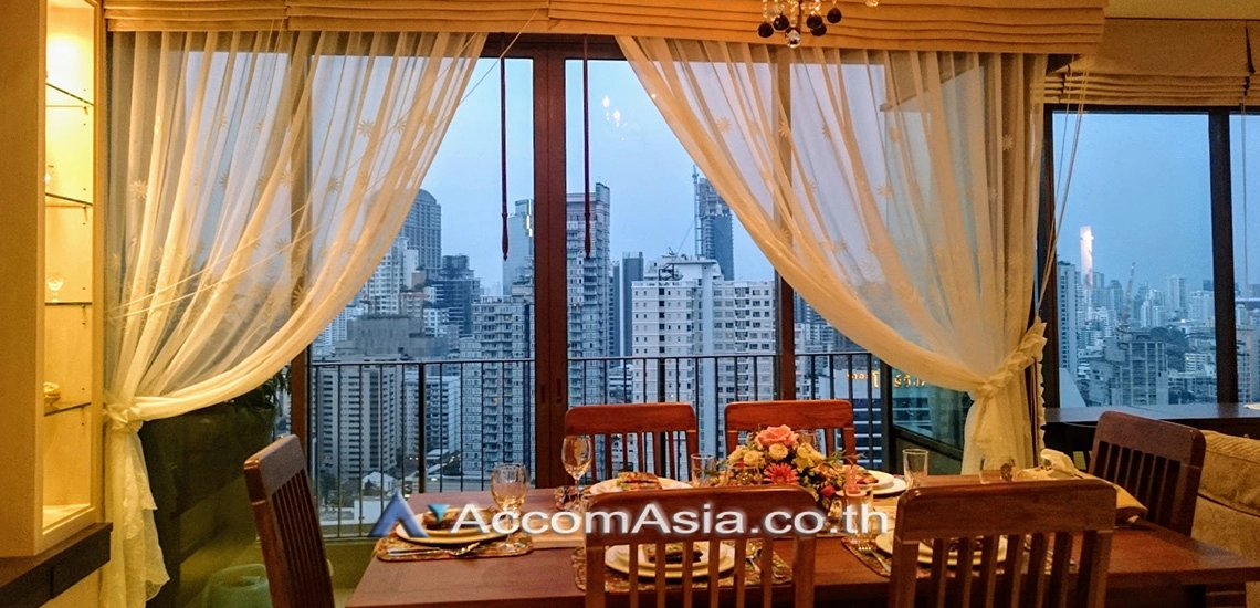 5  2 br Condominium For Rent in Sukhumvit ,Bangkok BTS Phrom Phong at The Emporio Place AA14228