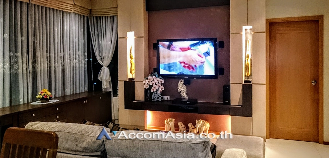 4  2 br Condominium For Rent in Sukhumvit ,Bangkok BTS Phrom Phong at The Emporio Place AA14228