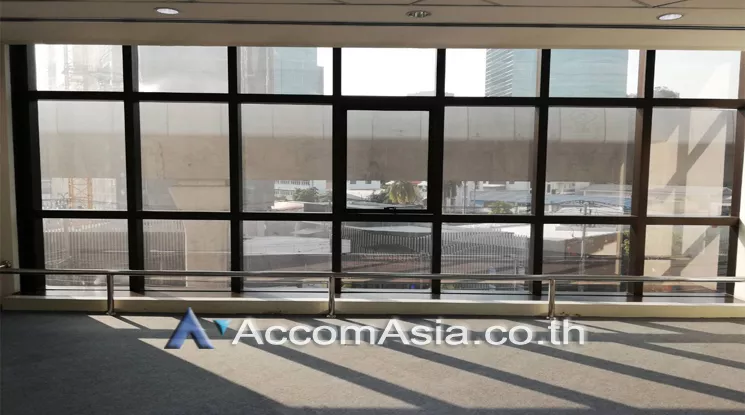 2  Office Space For Rent in Phaholyothin ,Bangkok MRT Phahon Yothin at Viwatchai Building AA14243