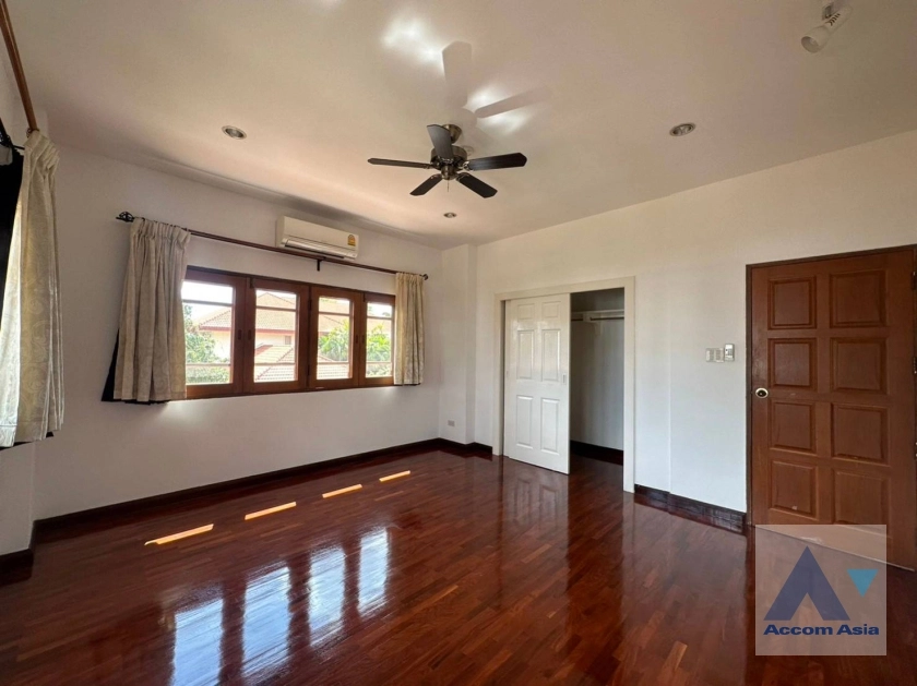 14  4 br House For Rent in Pattanakarn ,Bangkok BTS On Nut at Panya Pattanakarn Village 10004612