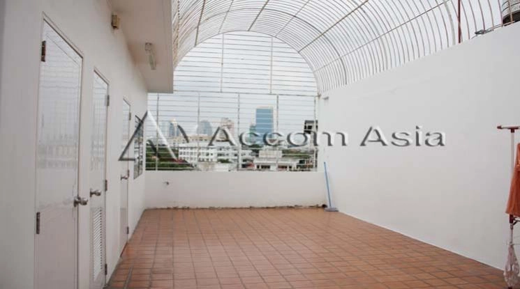 9  4 br Townhouse For Rent in Sathorn ,Bangkok MRT Khlong Toei - MRT Lumphini at Yenakart Residence 120057