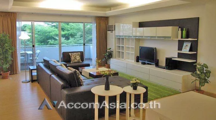 Stylish Low Rise Residence Apartment  2 Bedroom for Rent BTS Phra khanong in Sukhumvit Bangkok