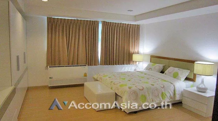unit 2 Bedrooms  Apartment For Rent in Sukhumvit, Bangkok  near BTS Phra khanong (AA14318)