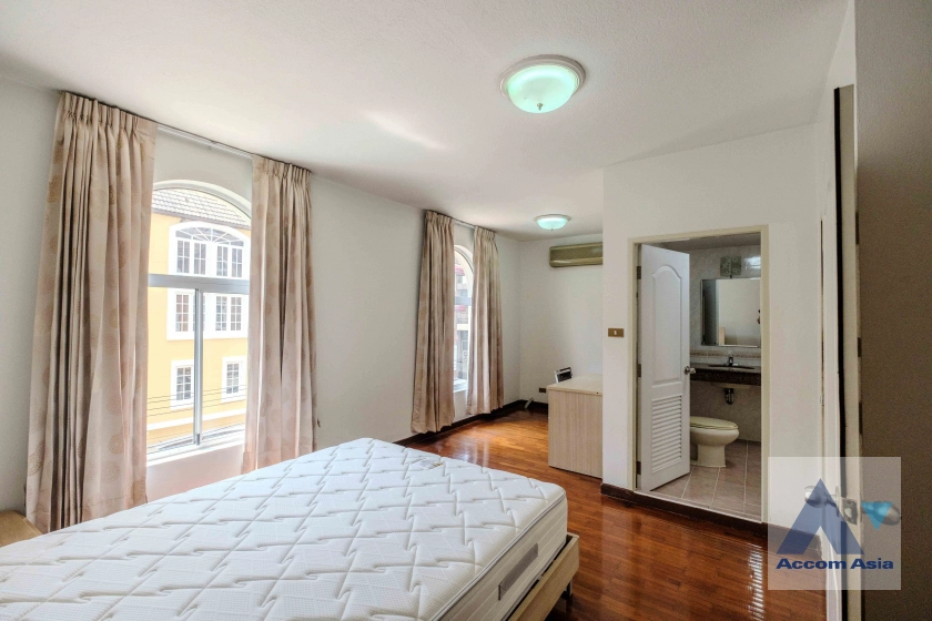 18  4 br Townhouse For Rent in Sathorn ,Bangkok MRT Khlong Toei - MRT Lumphini at Yenakart Residence 120058
