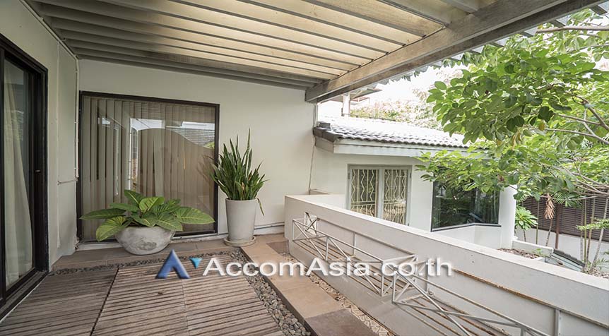 13  3 br House For Rent in sathorn ,Bangkok MRT Lumphini 40181