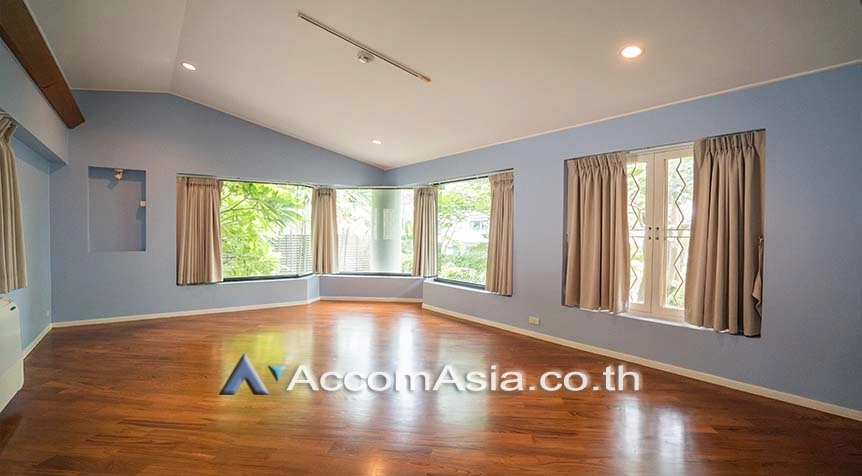 11  3 br House For Rent in Sathorn ,Bangkok MRT Lumphini 40181