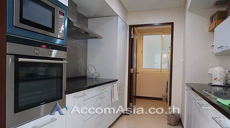 4  2 br Condominium For Rent in Ploenchit ,Bangkok BTS Chitlom at The Park Chidlom AA14373