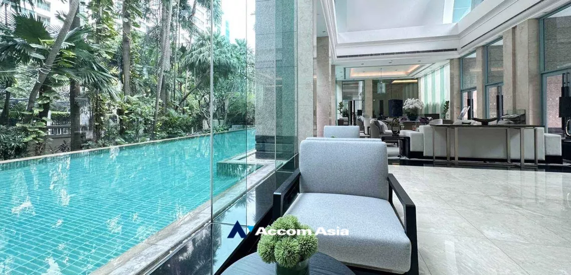 20  2 br Condominium For Rent in Ploenchit ,Bangkok BTS Chitlom at The Park Chidlom AA14381