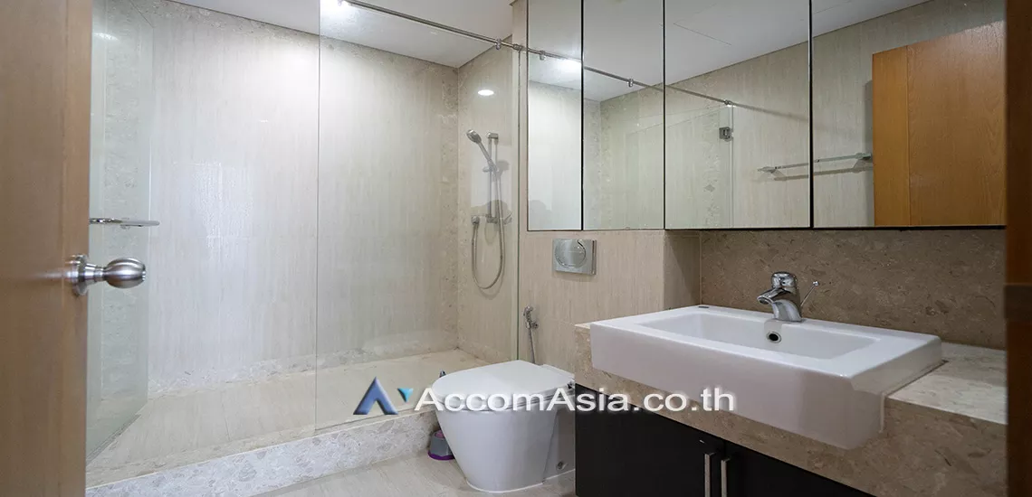 10  2 br Condominium For Rent in Ploenchit ,Bangkok BTS Chitlom at The Park Chidlom AA14381