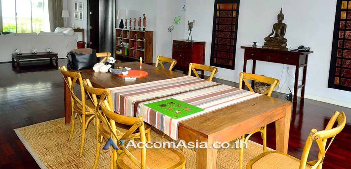 unitPet friendly |  2 Bedrooms  Apartment For Rent in Sukhumvit, Bangkok  near BTS Asok - MRT Sukhumvit (AA14389)
