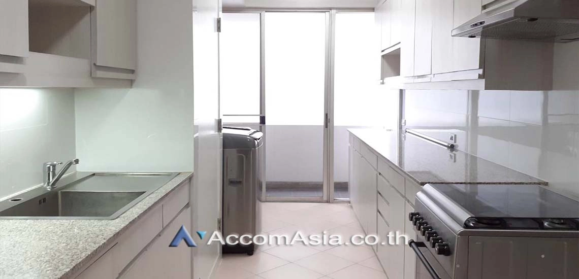 unitPet friendly |  3 Bedrooms  Apartment For Rent in Sukhumvit, Bangkok  near BTS Phrom Phong (AA14397)
