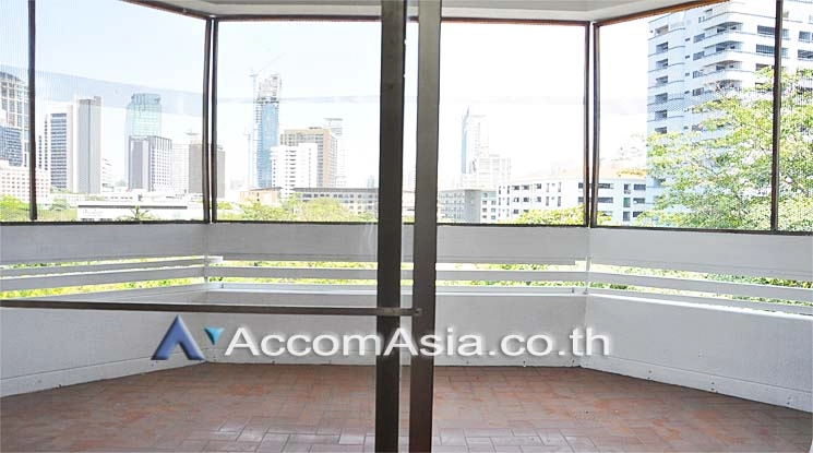unitPet friendly |  3 Bedrooms  Apartment For Rent in Sukhumvit, Bangkok  near BTS Phrom Phong (AA14398)