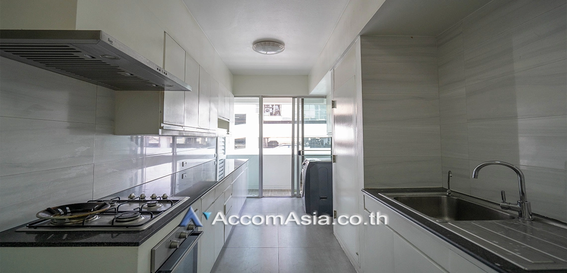 12  3 br Apartment for rent and sale in Sukhumvit ,Bangkok BTS Phrom Phong at The comfortable low rise residence AA14400