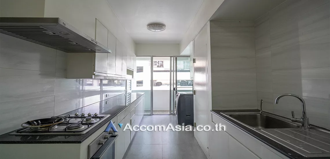 12  3 br Apartment For Rent in Sukhumvit ,Bangkok BTS Phrom Phong at The comfortable low rise residence AA14400