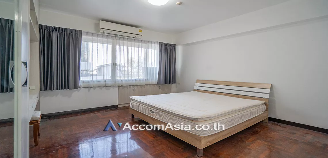 16  3 br Apartment For Rent in Sukhumvit ,Bangkok BTS Phrom Phong at The comfortable low rise residence AA14400