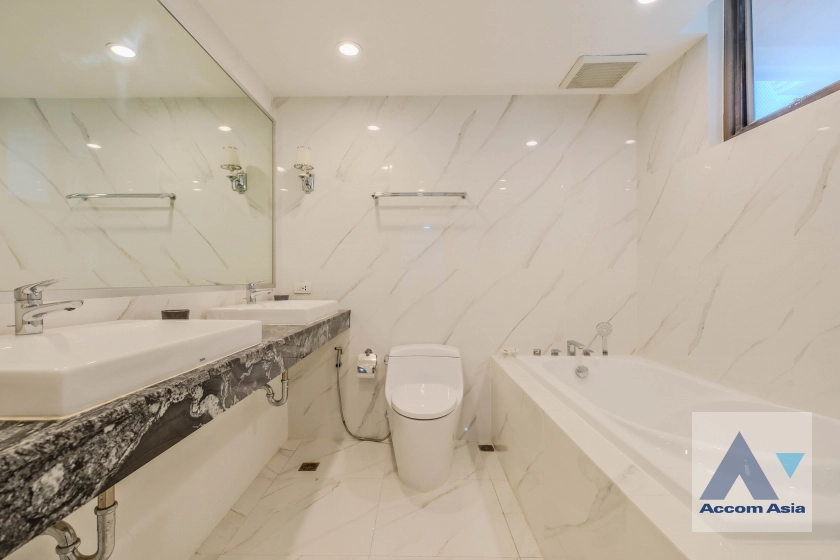 18  3 br Condominium for rent and sale in Sukhumvit ,Bangkok BTS Phrom Phong at Ruamsuk Condominium AA14402