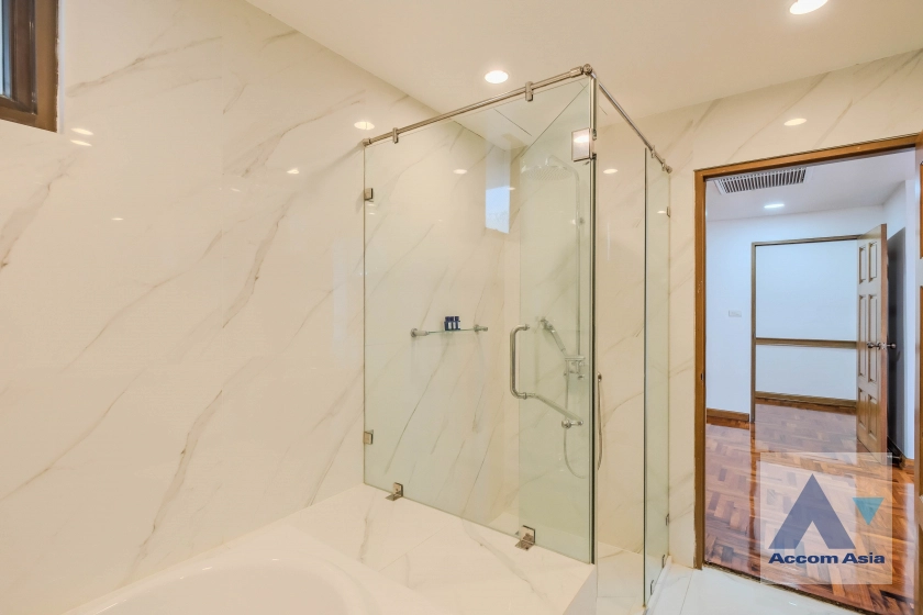 19  3 br Condominium for rent and sale in Sukhumvit ,Bangkok BTS Phrom Phong at Ruamsuk Condominium AA14402