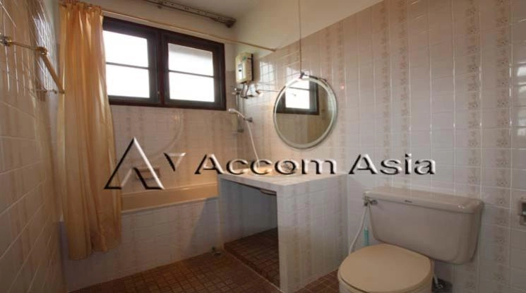 9  4 br House for rent and sale in Sathorn ,Bangkok MRT Khlong Toei 90468