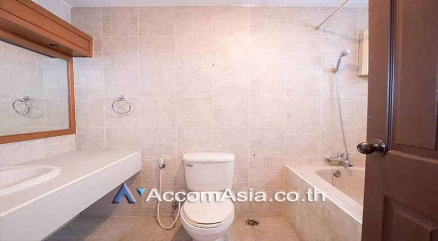16  5 br Apartment For Rent in Sukhumvit ,Bangkok BTS Ekkamai at Ideal Place For Big Famlilies AA14432