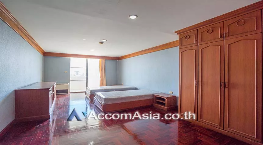 7  4 br Apartment For Rent in Sukhumvit ,Bangkok BTS Ekkamai at Ideal Place For Big Famlilies AA14433