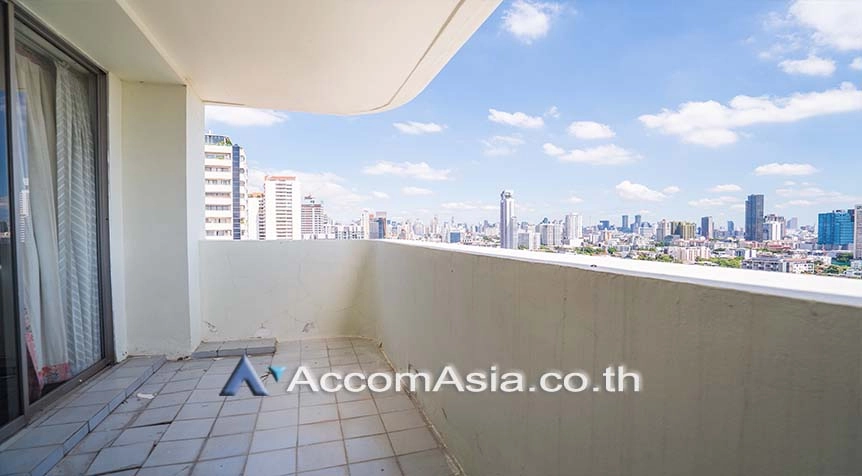 15  4 br Apartment For Rent in Sukhumvit ,Bangkok BTS Ekkamai at Ideal Place For Big Families AA14433