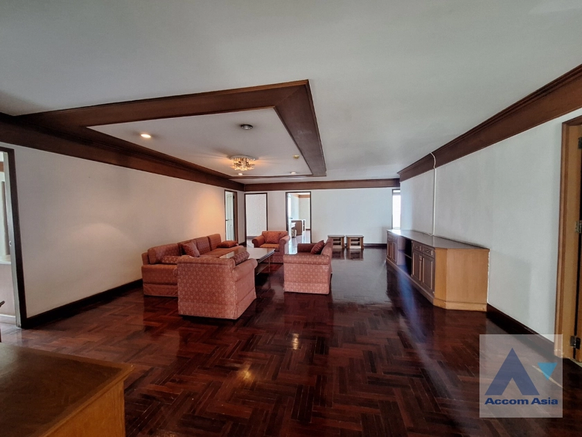 unitHuge Terrace, Penthouse, Pet friendly |  4 Bedrooms  Apartment For Rent in Sukhumvit, Bangkok  near BTS Ekkamai (AA14433)