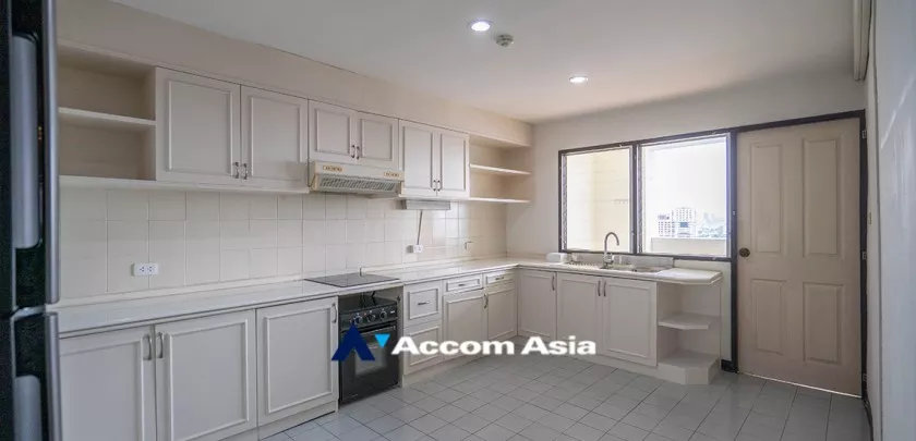 6  3 br Apartment For Rent in Sukhumvit ,Bangkok BTS Ekkamai at Ideal Place For Big Famlilies AA14434