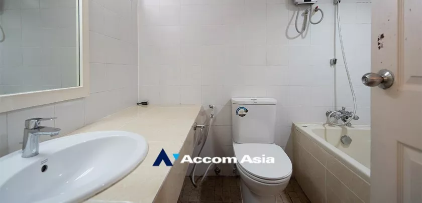 12  3 br Apartment For Rent in Sukhumvit ,Bangkok BTS Ekkamai at Ideal Place For Big Famlilies AA14434