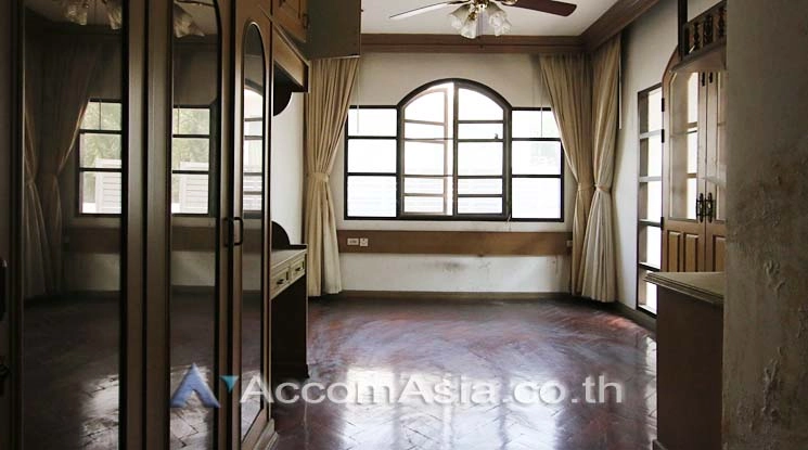 9  5 br House For Rent in Sukhumvit ,Bangkok BTS Asok AA14437