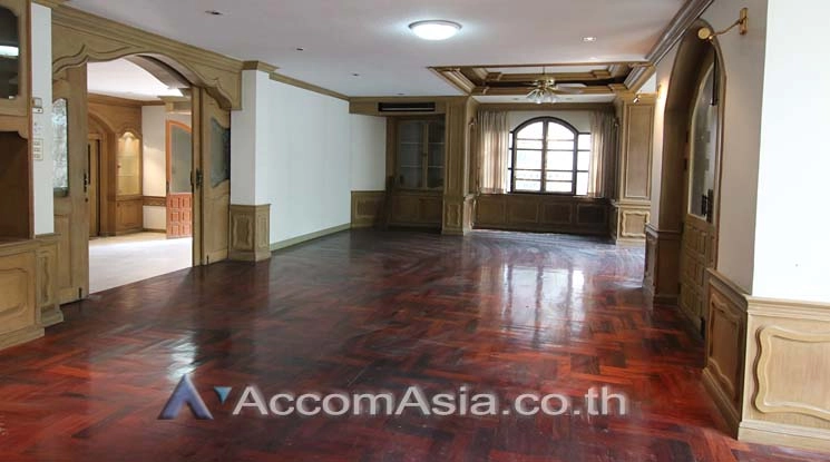 10  5 br House For Rent in Sukhumvit ,Bangkok BTS Asok AA14437