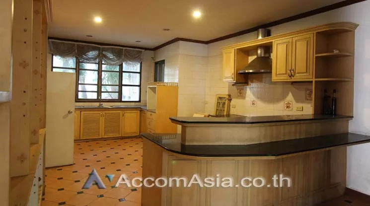 7  5 br House For Rent in sukhumvit ,Bangkok BTS Asok AA14443