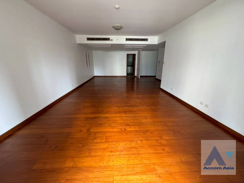 unitPet friendly |  2 Bedrooms  Condominium For Rent in Ploenchit, Bangkok  near BTS Ploenchit (AA14466)