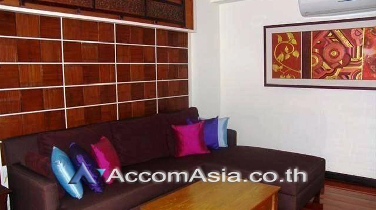 unit 3 Bedrooms  Townhouse For Rent & Sale in Sukhumvit, Bangkok  near BTS Asok - MRT Sukhumvit (AA14471)