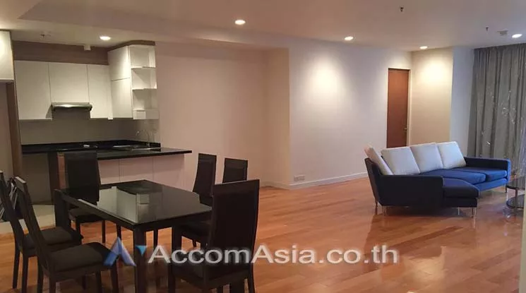  2 Bedrooms  Apartment For Rent in Charoennakorn, Bangkok  near BTS Saphan Taksin - BRT Thanon Chan (AA14472)