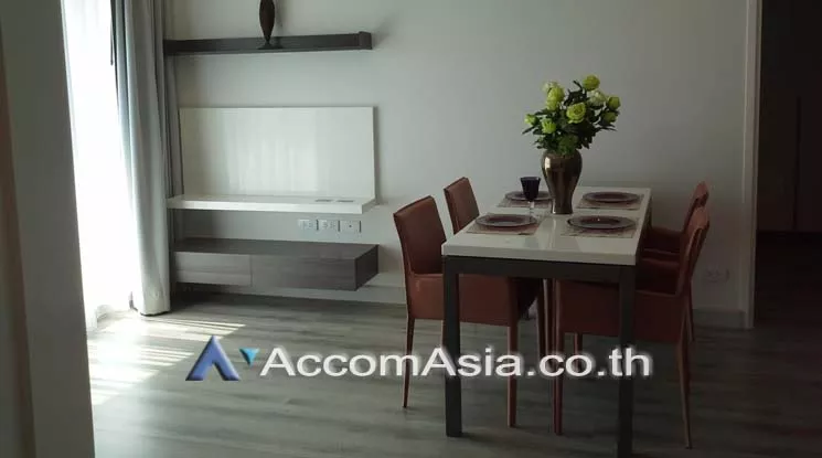 unit 2 Bedrooms  Condominium For Rent in Sathorn, Bangkok  near BTS Chong Nonsi (AA14486)