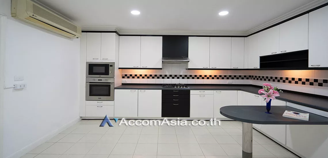 4  3 br Condominium For Rent in Sukhumvit ,Bangkok BTS Nana at Kallista Mansion AA14512