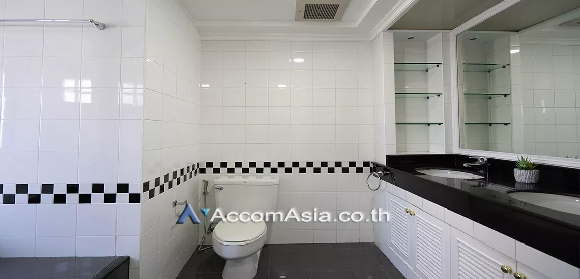 14  3 br Condominium For Rent in Sukhumvit ,Bangkok BTS Nana at Kallista Mansion AA14512