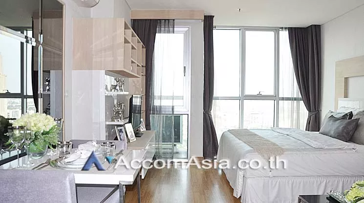  Condominium For Rent in Sukhumvit, Bangkok  near BTS Phra khanong (AA14521)