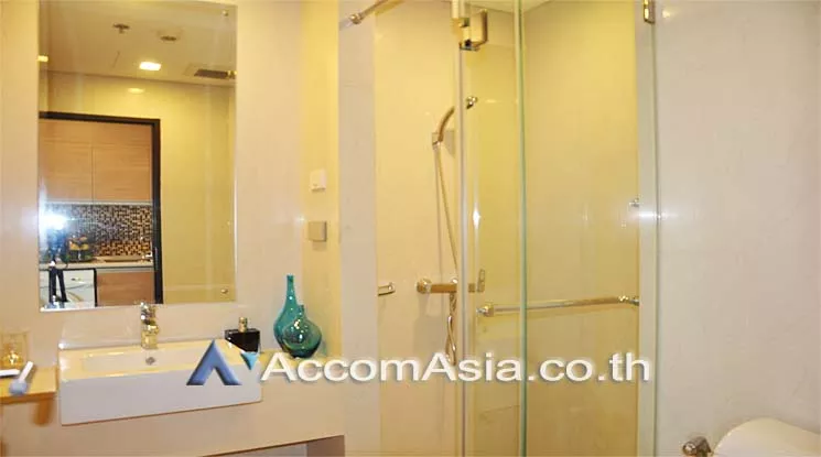 5  Condominium For Rent in Sukhumvit ,Bangkok BTS Phra khanong at Le Luk AA14522