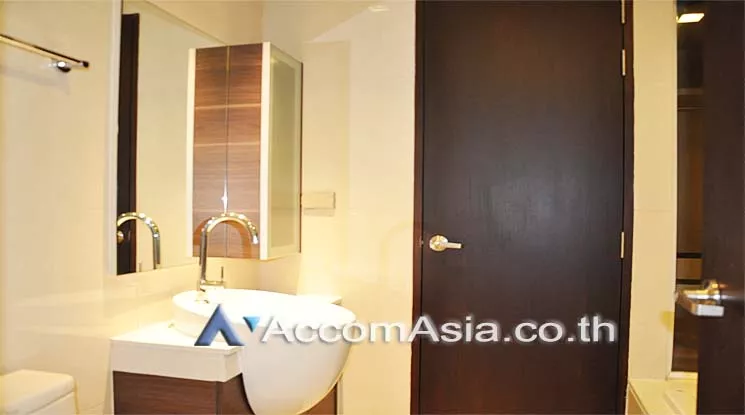 5  1 br Condominium For Rent in Sukhumvit ,Bangkok BTS Phra khanong at Sky Walk AA14527