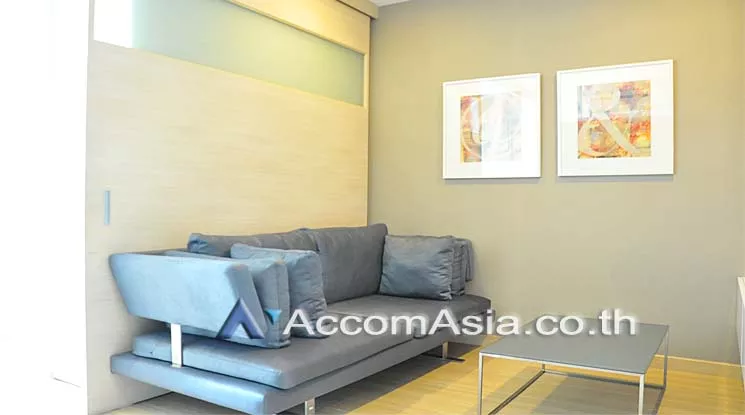 unit 1 Bedroom  Condominium For Rent in Sukhumvit, Bangkok  near BTS Phra khanong (AA14530)
