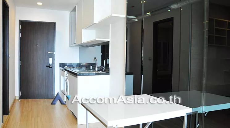 unit 1 Bedroom  Condominium For Rent in Sukhumvit, Bangkok  near BTS Phra khanong (AA14530)